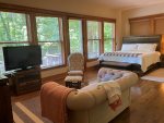 King Guest Bedroom Suite 